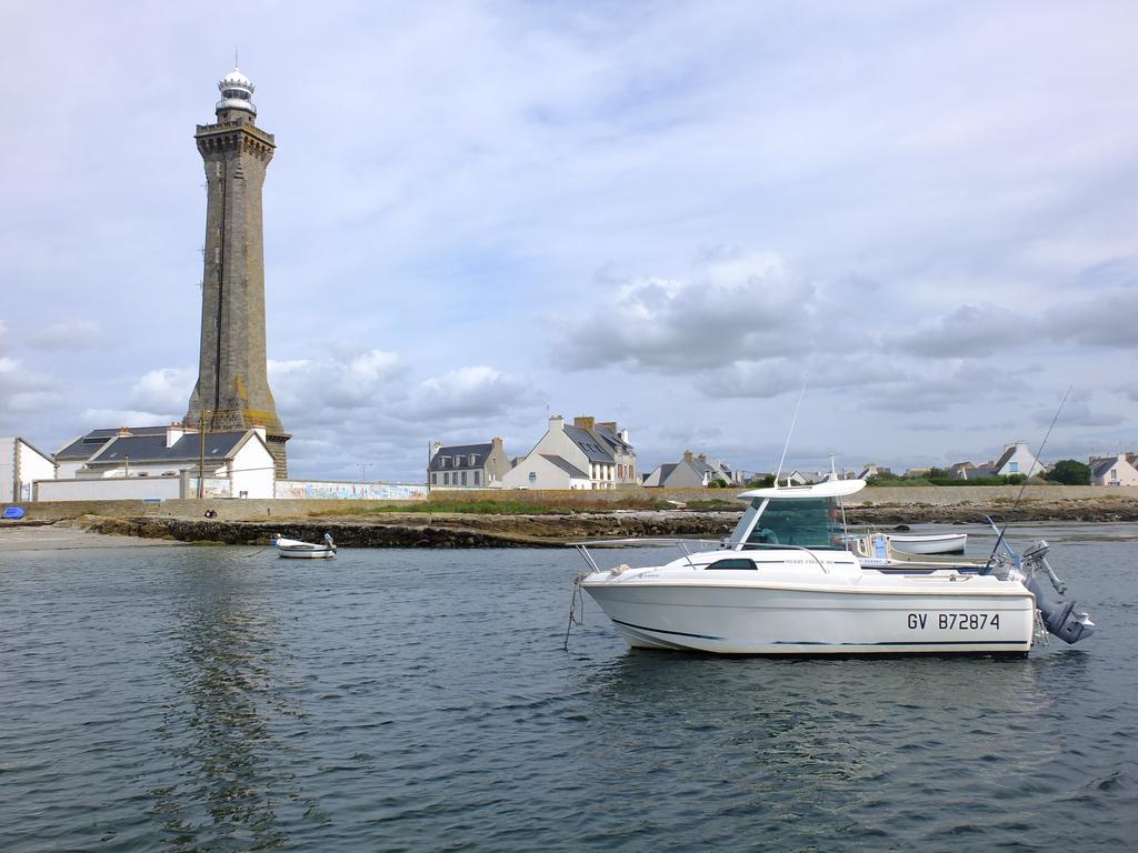 Au Calme A 10Mn Des Baies De Douarnenez Et Audierne Avec Cuisine A Disposition Mahalon Kültér fotó
