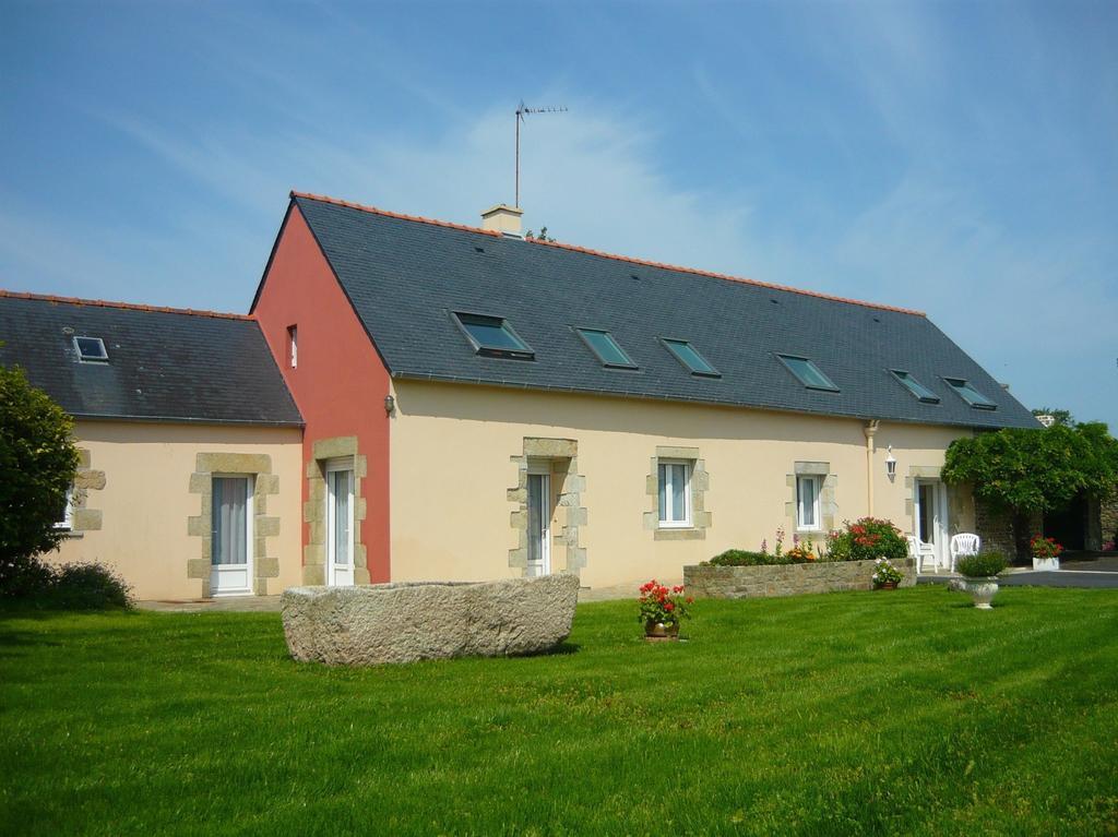 Au Calme A 10Mn Des Baies De Douarnenez Et Audierne Avec Cuisine A Disposition Mahalon Kültér fotó